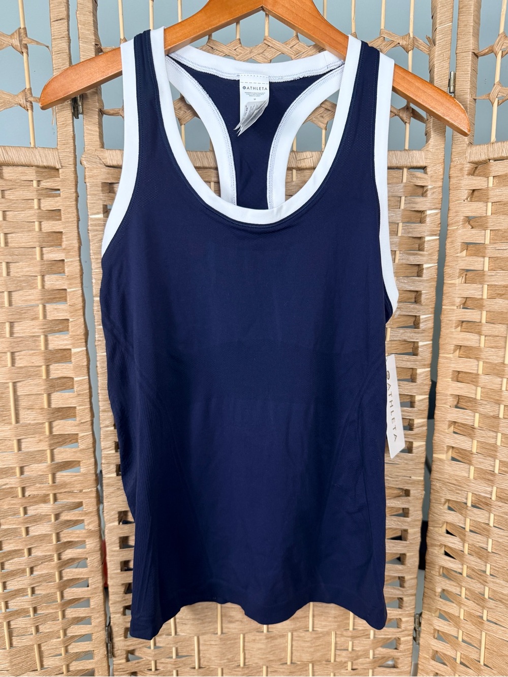 #331 NWT Athleta Momentum Seamless Racerback Tank in Navy Blue/White Size Medium